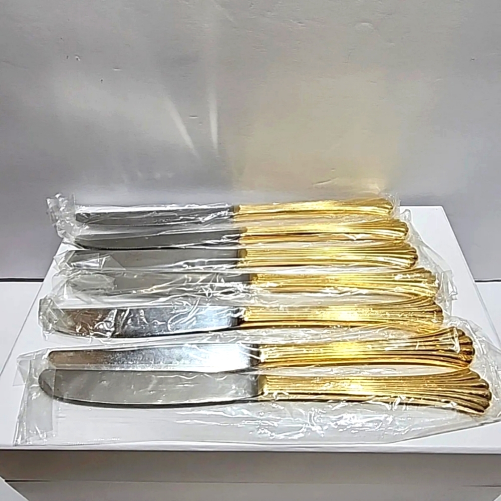 New Towle Supreme Cutlery Classic Plume Gold Dinner Knives Korea